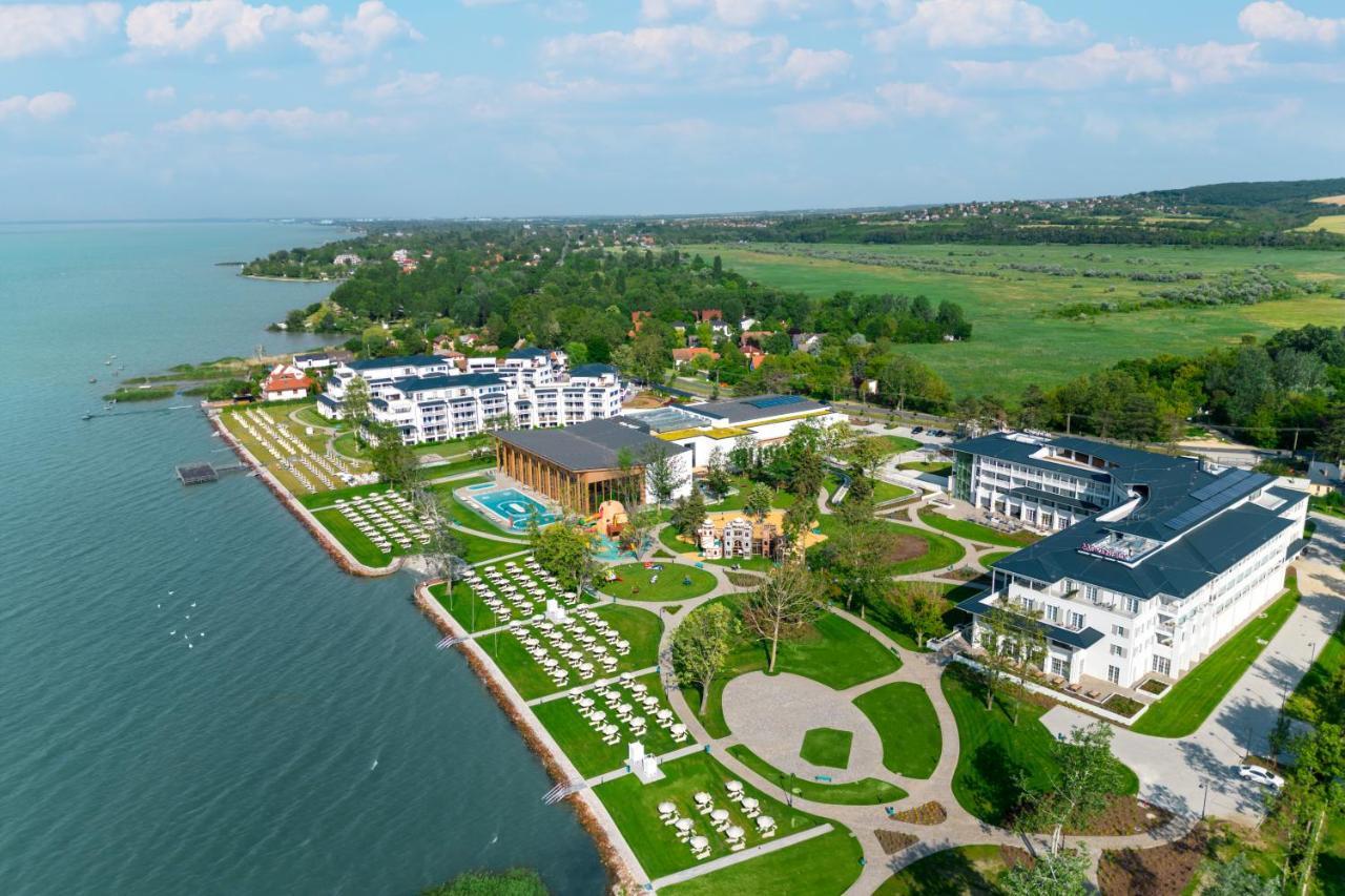 Moevenpick Balaland Resort Lake Balaton Szántód Esterno foto